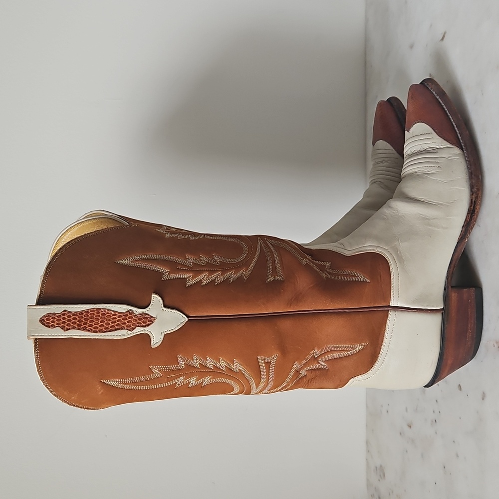 STALLION: Handmade Texan Lizard Suede And Leather Western Boots